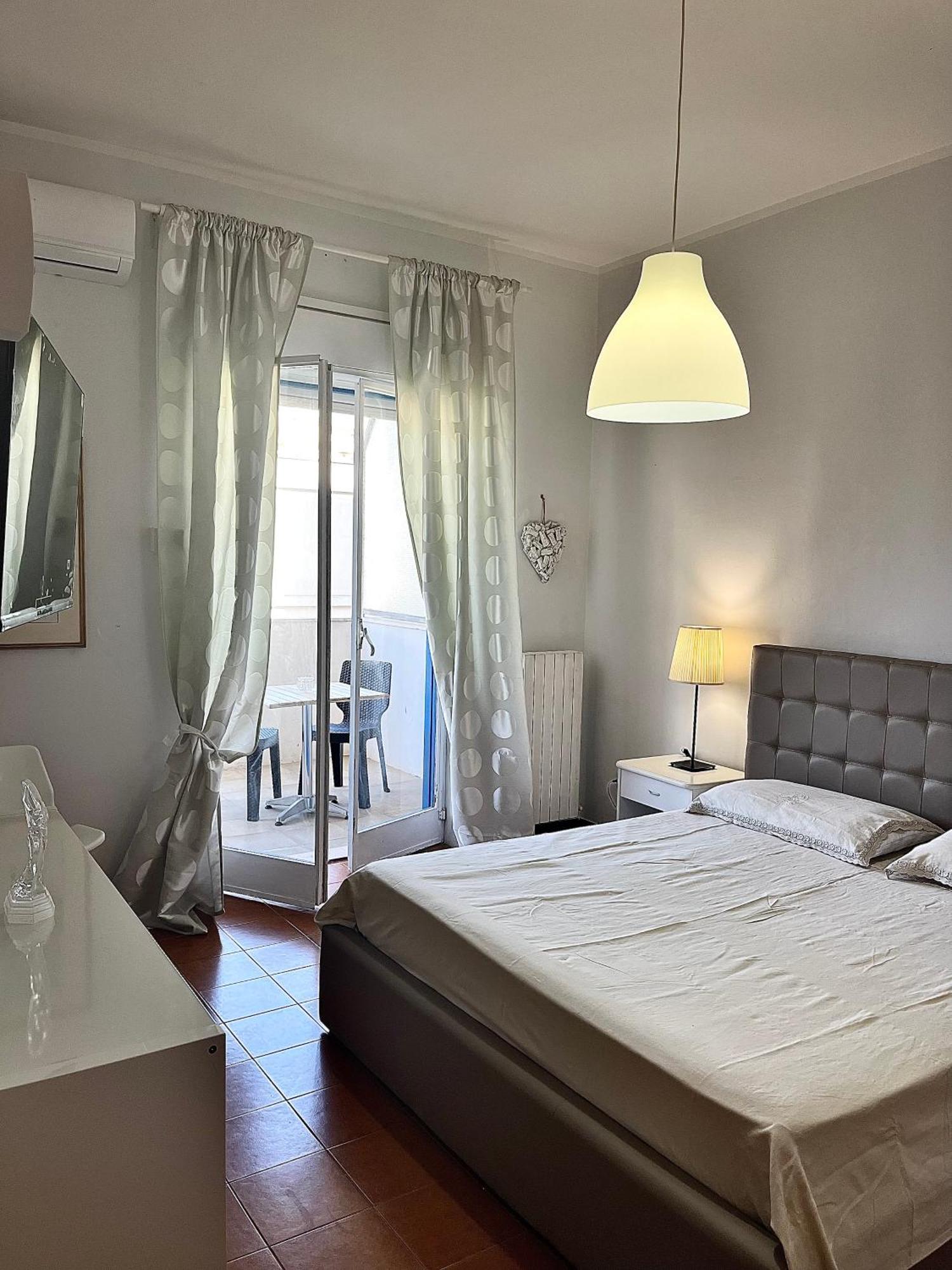 Puglia Low-Cost, Holiday Home Brindisi Extérieur photo